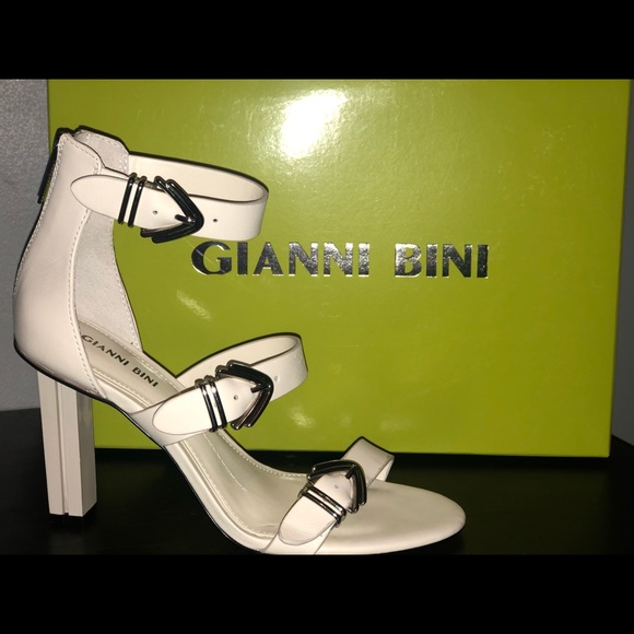 Gianni Bini Size 8M - Picture 2 of 5